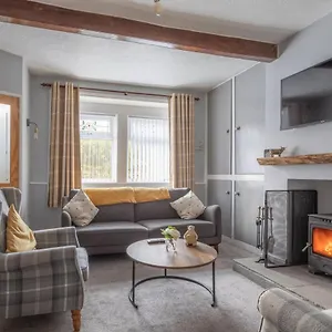 Holiday home Feathers-cottage, Parking,wi-fi & Netflix,company Workers Welcome Short Term And Long Term Haworth