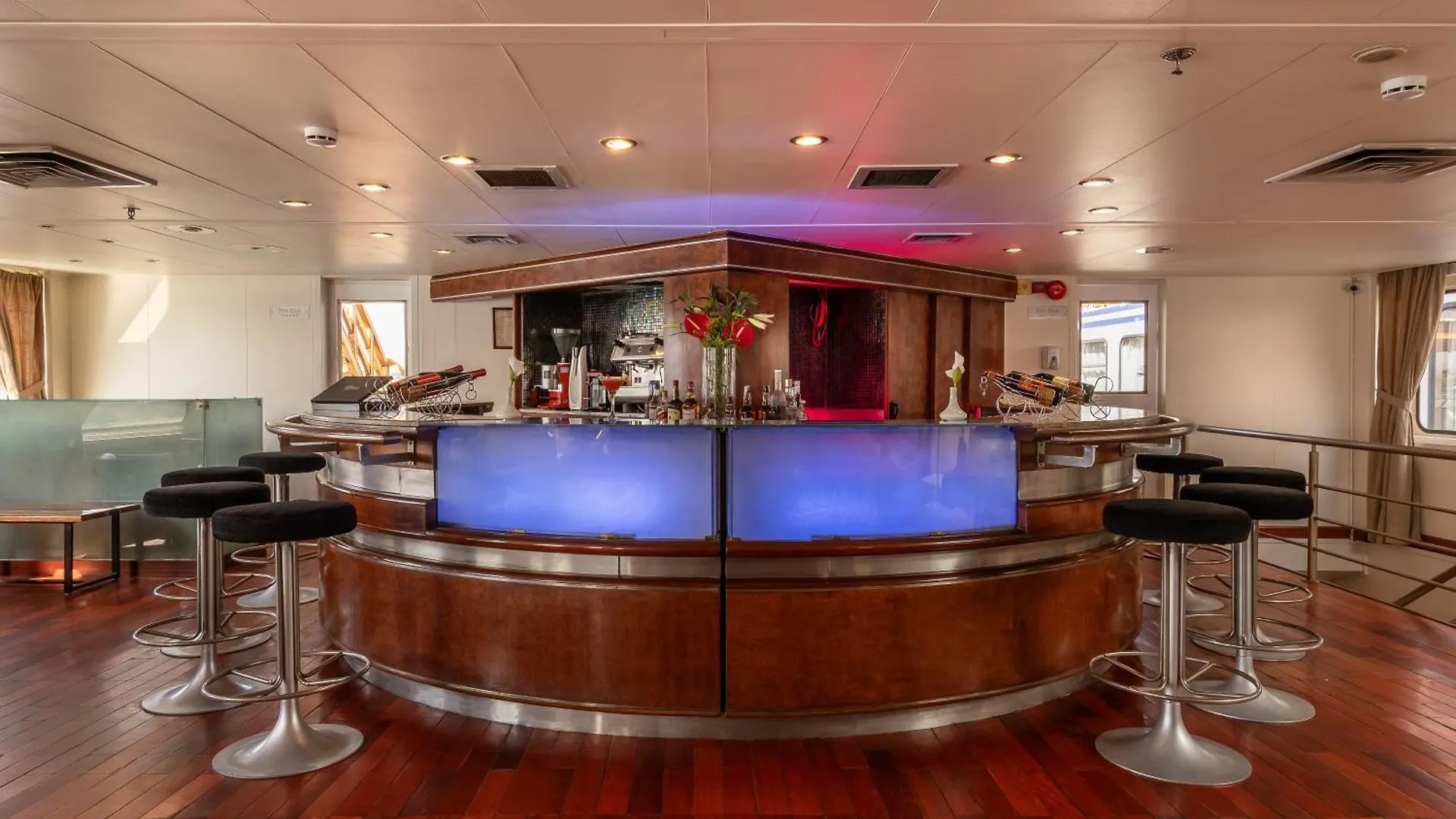 M/Y Alexander The Great Nile Cruise - 4 Nights Every Monday From Luxor - 3 Nights Every Friday From Aswan