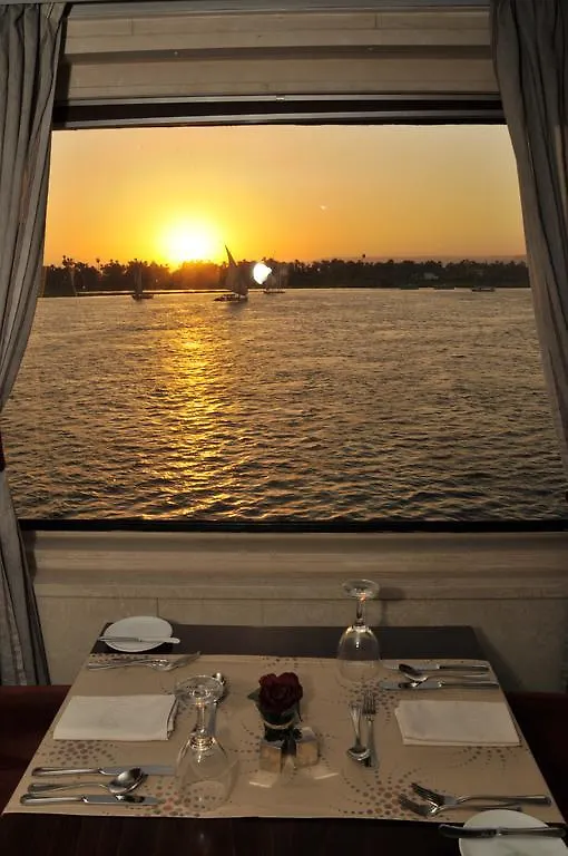 M/Y Alexander The Great Nile Cruise - 4 Nights Every Monday From Luxor - 3 Nights Every Friday From Aswan Egipto